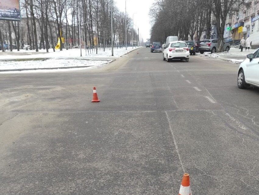 В Кам’янському затримали водія, який, бувши п’яним за кермом авто, збив літню жінку