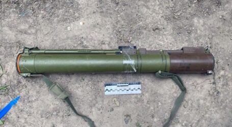 На Дніпропетровщині невідомий вистрілив у багатоповерхівку з гранатомета