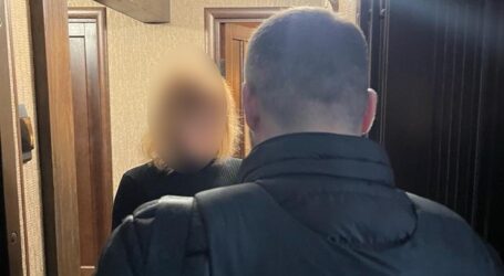 На Дніпропетровщині на корупційній схемі викрили посадовицю центру медико-соціальної експертизи