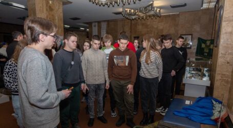 В Кам’янському вшанували пам’ять Героїв Крут