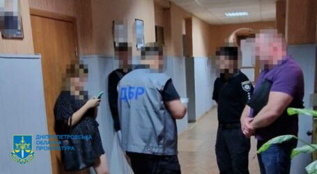 У Дніпрі судитимуть трьох поліційних, які загрозами та насиллям примушували криптовалютників перераховувати їм гроші 