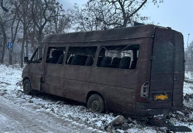 Вночі окупанти знов били по Дніпропетровщині з важкої артилерії - ФОТО