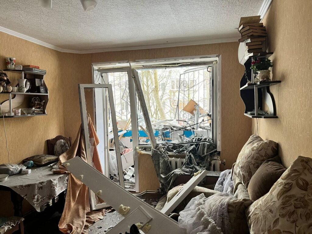 Під ворожими обстрілами вночі знов був один з районів на Дніпропетровщині - ФОТО