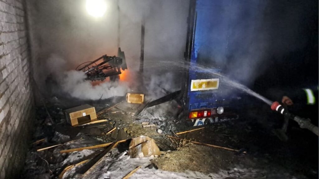 Пізно ввечері наші військові збили над Дніпропетровщиною «шахеди» - ФОТО