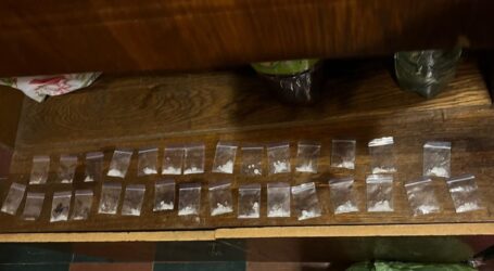 У Кам’янському поліційні двічі затримували 26-річного наркозбувача, в останній — повідомили по підозру