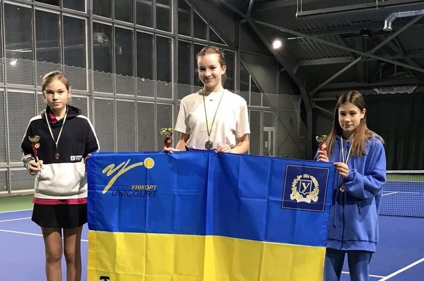 Тенісисти з Кам’янського Аріана Багбая і Владислав Андреєв стали бронзовими призерами турніру FERREXPO CUP