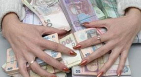 На Дніпропетровщині працівниці пошти ошукали майже півтора десятка людей на понад 60 тис. гривень 