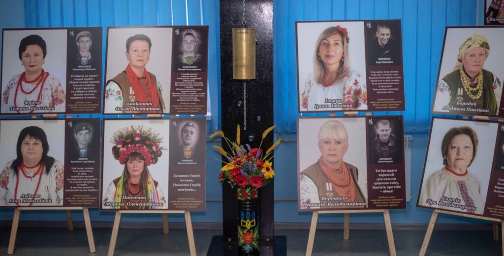 В Кам'янському вже рік працює громадська організація, яка об'єднує родини загиблих воїнів - ФОТО
