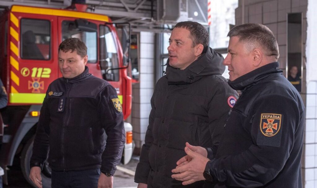 Один мільйон гривень з бюджету Кам'янського було спрямовано на допомогу рятувальникам міста торік - ФОТО
