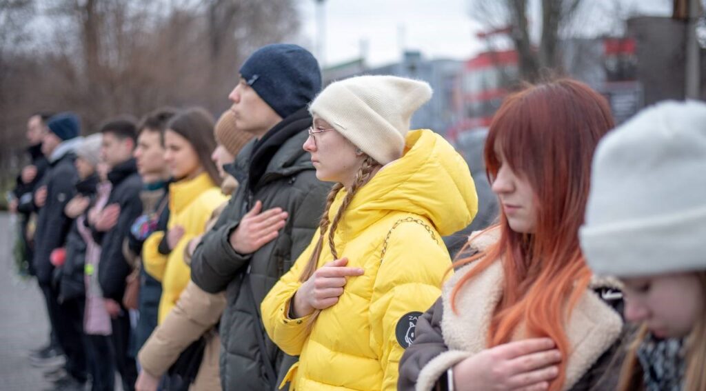 В Кам'янському вшанували пам'ять Героїв Небесної Сотні - ФОТО