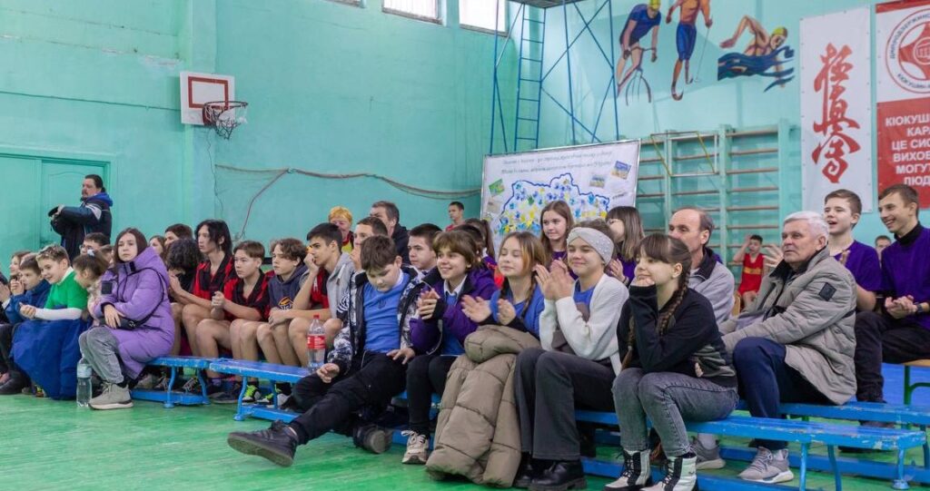 В Кам'янському розпочався міський етап змагань з баскетболу в рамках проєкту «Пліч-о-пліч Всеукраїнські шкільні ліги» - ФОТО