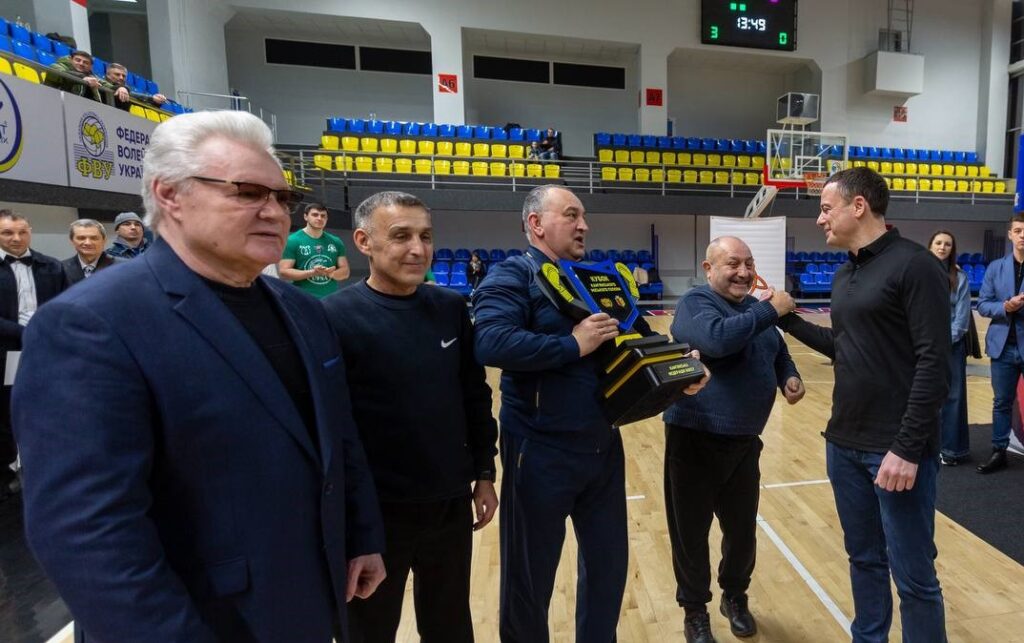 Кам'янський клуб "Ринг" став першим володарем Кубку міського голови з боксу - ФОТО