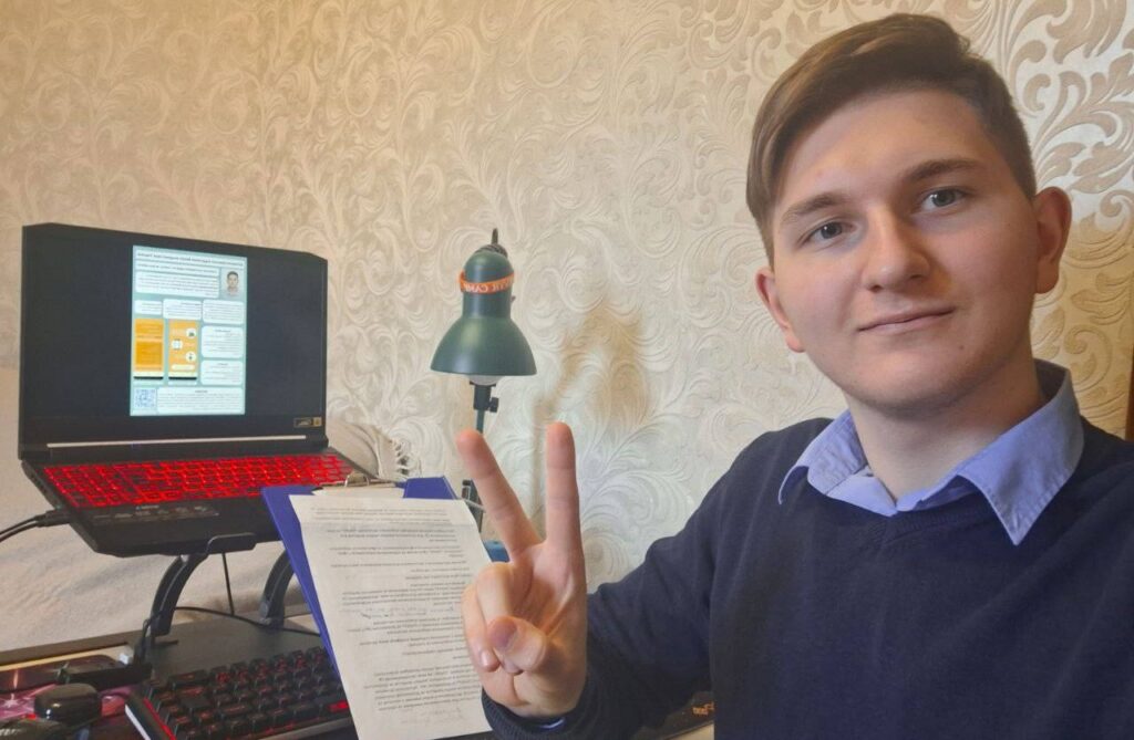 Юні науковці з Кам'янського посіли 24 призові місця на обласному етапі Всеукраїнського конкурсу-захисту науково-дослідних проєктів МАН - ФОТО