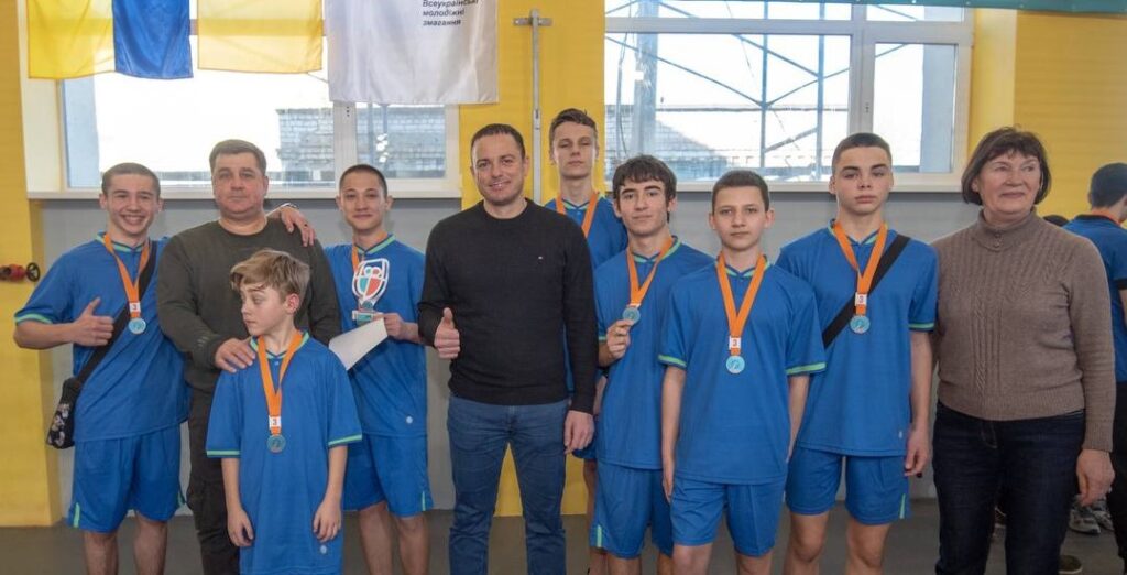 В Кам'янському завершився перший міський етап змагань «Пліч-о-пліч Всеукраїнські шкільні ліги» - ФОТО