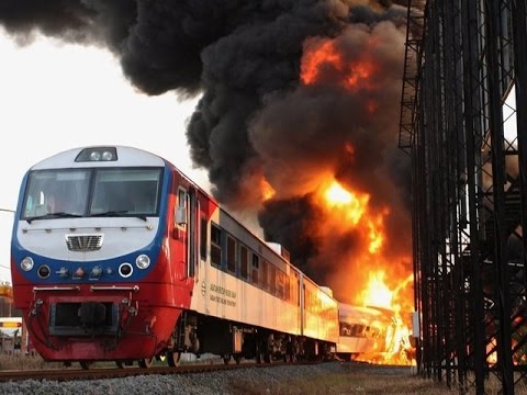 Не панікуйте та розкажіть дітям про "обпісяний шарф":про правила поведінки під час пожежі нагадали кам'янчанам надзвичайники - ФОТО