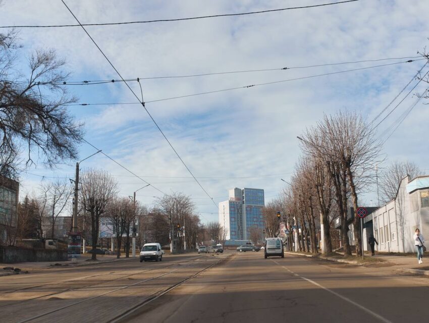 На Дніпропетровщині від влучання «шахедів» знеструмлені шахти, під землею ще залишаються люди