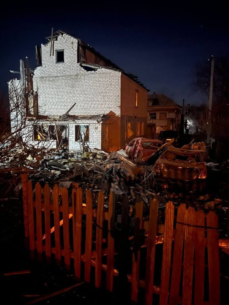 Чотири людини постраждали та одна загинула – наслідки вчорашніх атак ворога на Дніпропетровщину - ФОТО