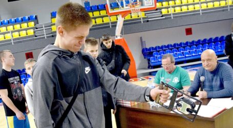 В Кам`янському визначали “Найсильніші руки міста”