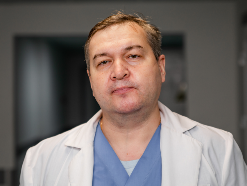 Олександр Громов: «Ми намагаємося постійно втілювати нові технології, розширюємо спектр операцій, готові надати допомогу у найскладніших випадках травмування»