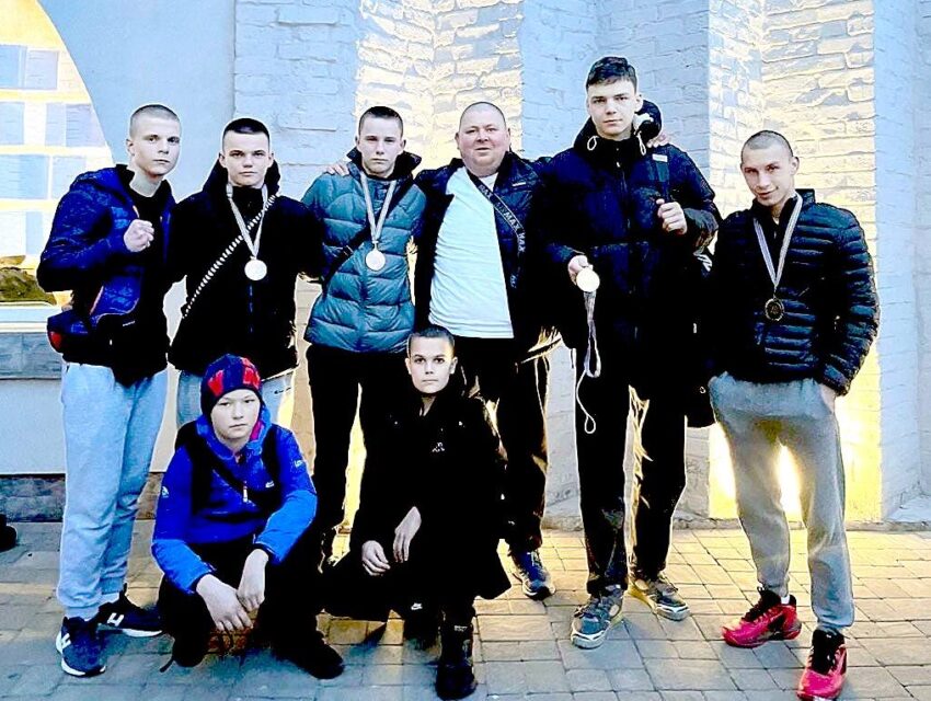 Призерами чемпіонату України з козацького двобою стали дванадцять кам`янчан