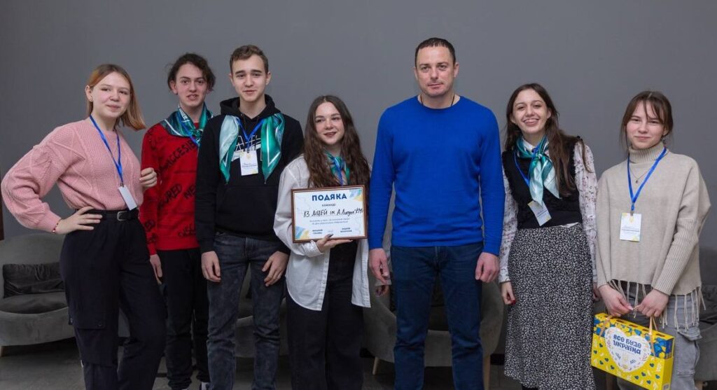 В Кам'янському провели патріотичний квіз "За покликом серця" - ФОТО