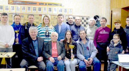 В Кам’янському завершився чемпіонат міста з шашок