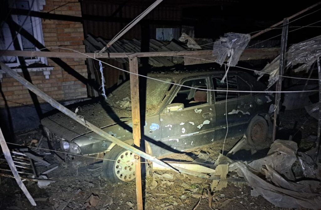 Від ворожих обстрілів вчора ввечері на Дніпропетровщині постраждали три людини - ФОТО