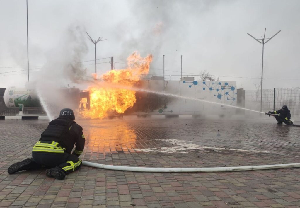 Після вечірніх обстрілів одного з районів, ніч на Дніпропетровщині минула спокійно - ФОТО