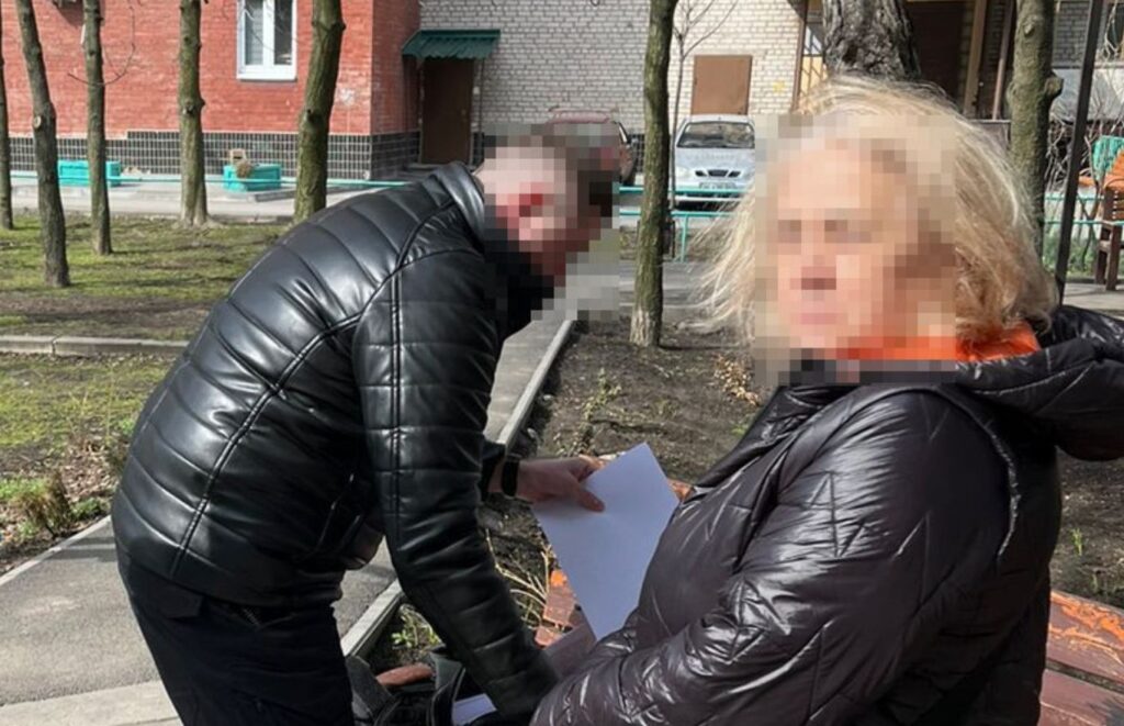 В Дніпрі посадовиці дитячо-юнацького центру «заробляли» на безплатних путівках у літні табори - ФОТО