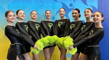 Черлідерки з Кам`янського відзначилися на ювілейному чемпіонаті України
