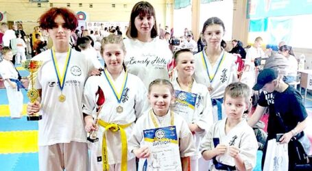 Каратисти з Кам`янського стали призерами чемпіонату Києва