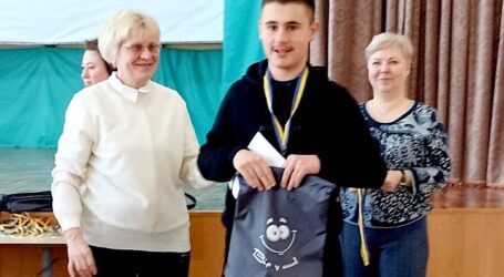 Кам`янчанин Давид Лісовий отримав чотири нагороди на змаганнях з плавання серед спортсменів з інвалідністю