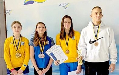 Кам`янчани тричі відзначилися на чемпіонаті України з плавання