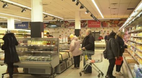 Їжа та обов’язкові платежі – саме на це українці витрачають понад половину бюджету