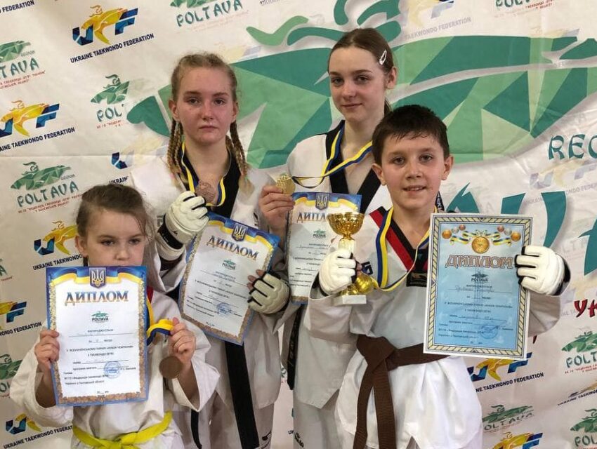 В “Кубку чемпіонів” бійці Кам`янської ДЮСШ № 1 завоювали чотири нагороди