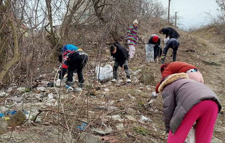 З приходом весни в Кам’янському розпочались толоки