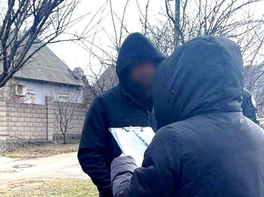 У Кам’янському правоохоронці вилучили у місцевого жителя зброю та боєприпаси