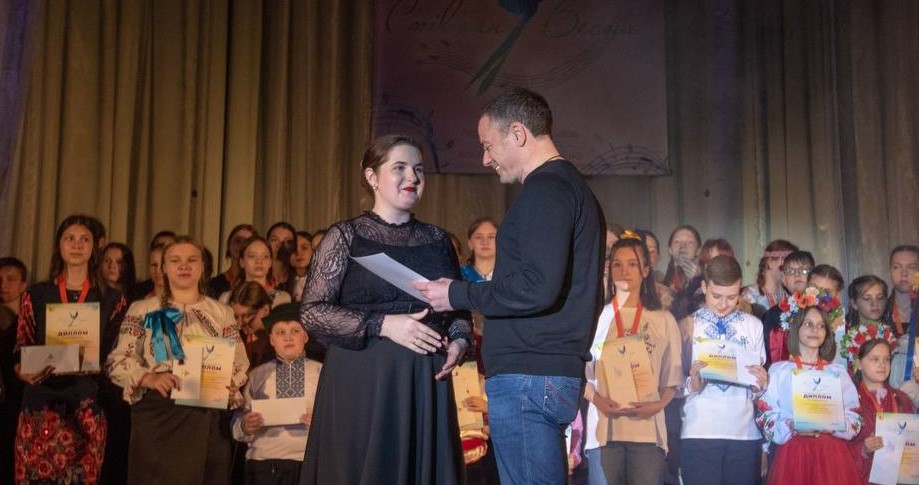 В Кам'янському відбувся десятий фестиваль вокально-хорової музики «Співоча весна - 2024». - ФОТО