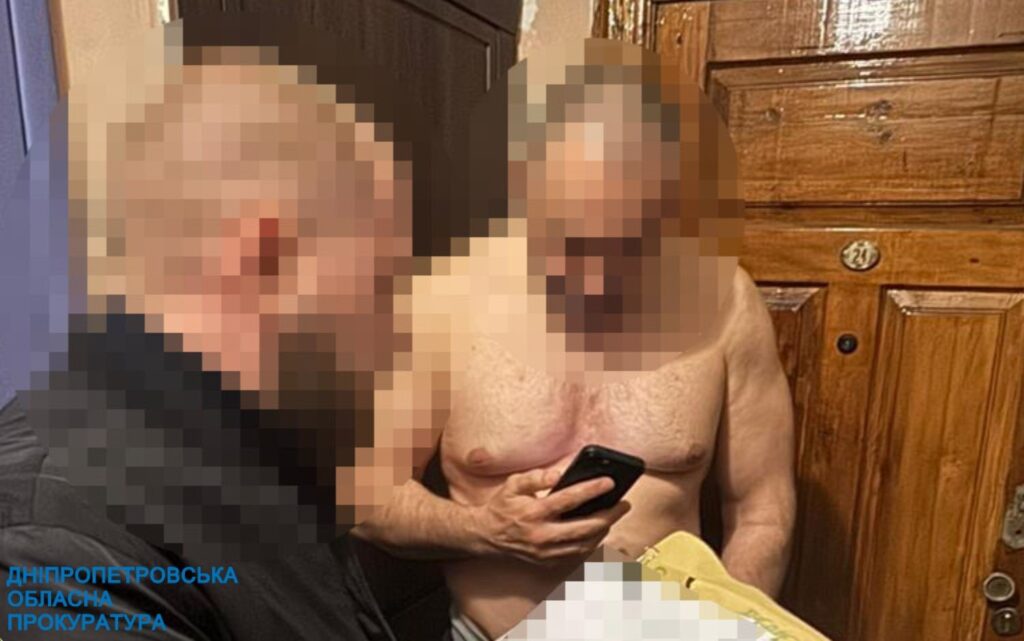 На Дніпропетровщині мера одного з міст та чотирьох співучасників підозрюють у розкраданні двох млн грн бюджетних коштів - ФОТО