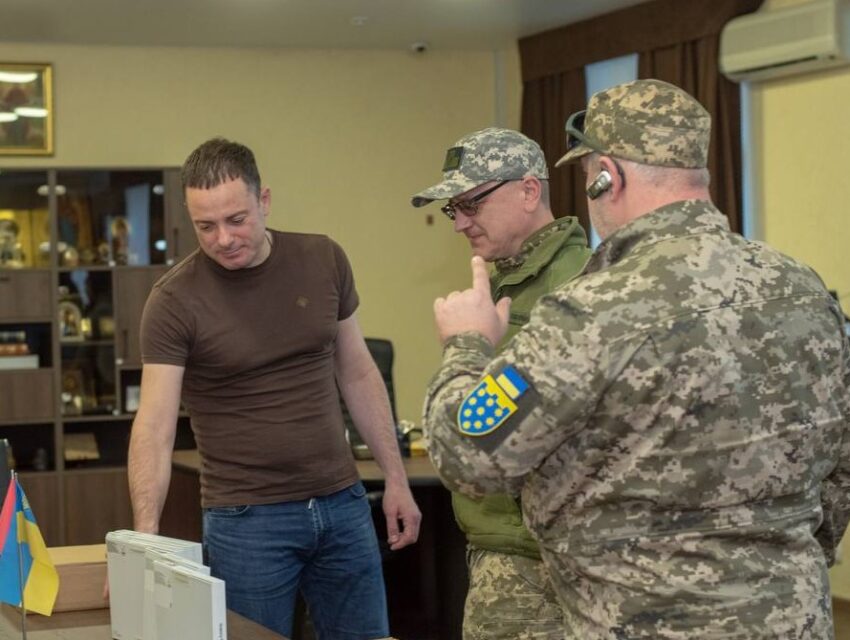 Кам’янське продовжує підтримувати наших захисників