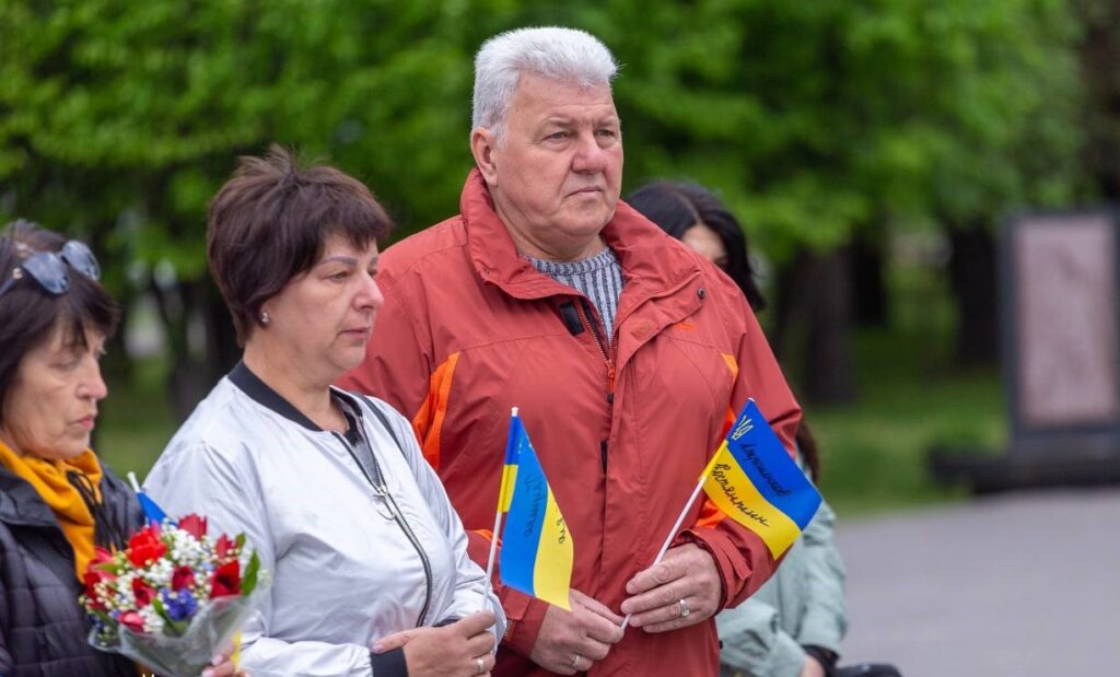 В Кам'янському відбулась акція «Місце пам’яті та єднання» - ФОТО