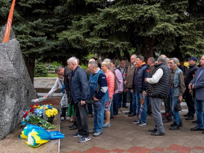 Сьогодні в Кам’янському згадували про страшну аварію на ЧАЕС та вшановували пам’ять тих, чиє життя вона забрала