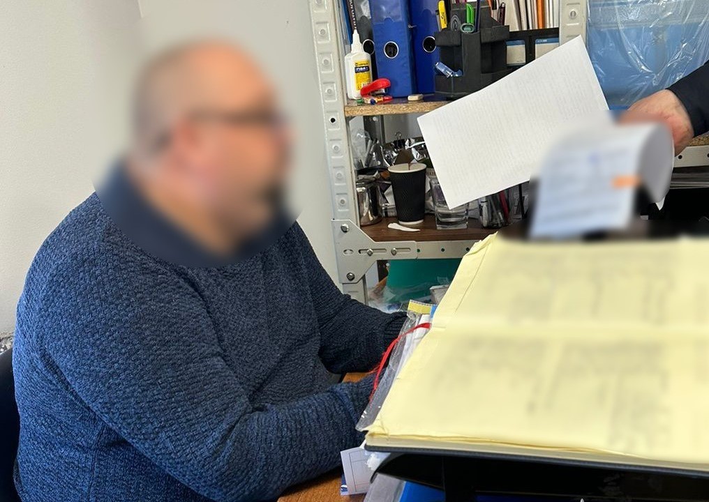 Вимагали хабарі від поранених військових за оформлення групи інвалідності: на Дніпропетровщині викрито посадовців МСЕК - ФОТО