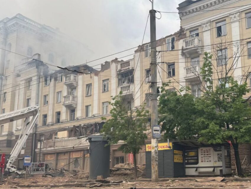 У Дніпрі оголосили жалобу за загиблими через сьогоднішню ракетну атаку