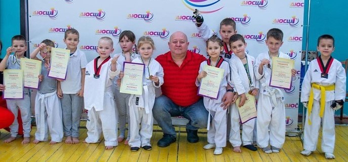 В Кам'янському сьогодні змагались тхеквондисти - ФОТО