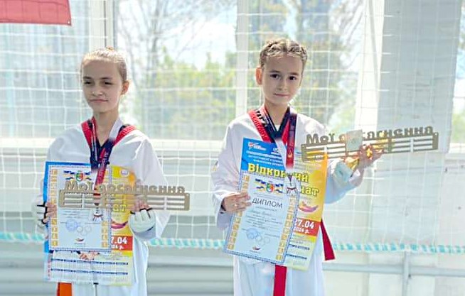 П'ятеро юних тхеквондистів з Кам'янського перемогли у чемпіонаті Кривого Рогу - ФОТО