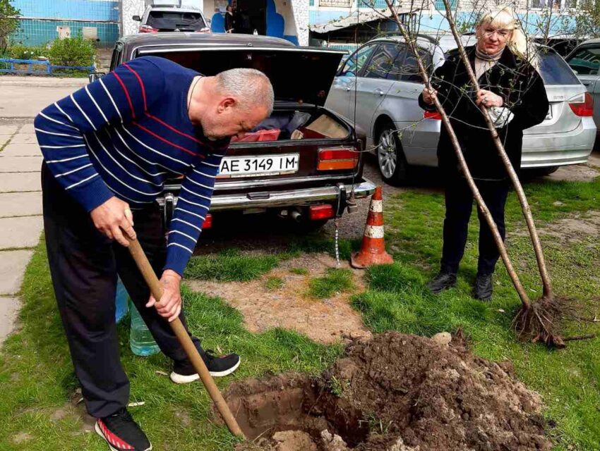  В Кам’янському тривають толоки