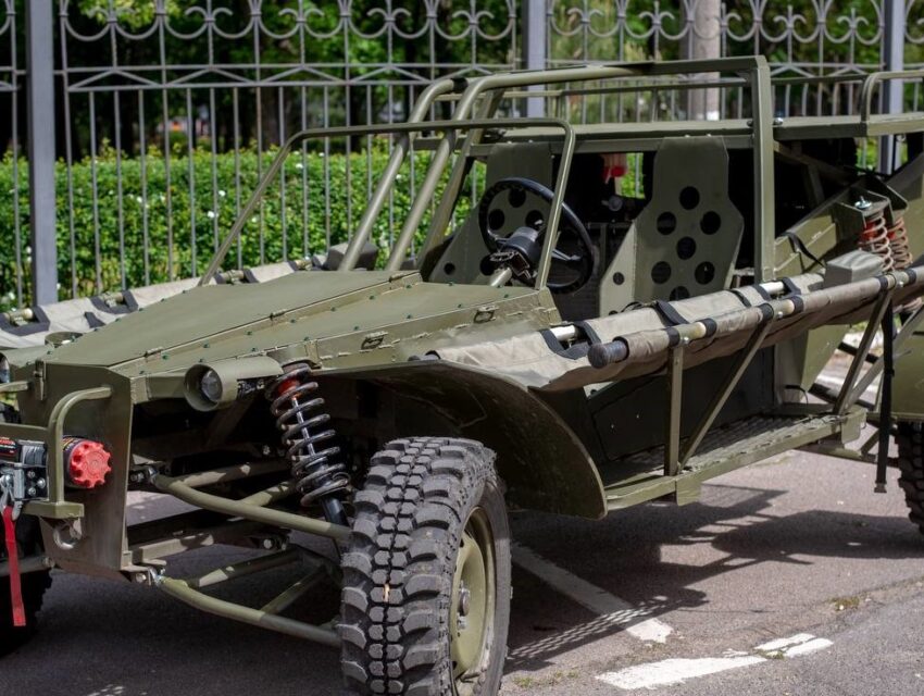 В Кам’янському налагодили виробництво авто для військових