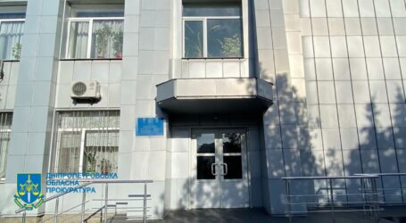 На Дніпропетровщині мера одного з міст та чотирьох співучасників підозрюють у розкраданні двох млн грн бюджетних коштів