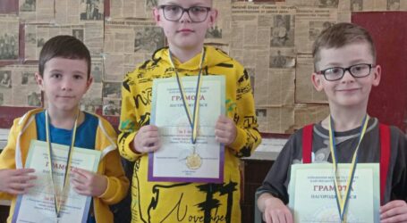В Кам`янському продовжується чемпіонат міста з міжнародних шашок 